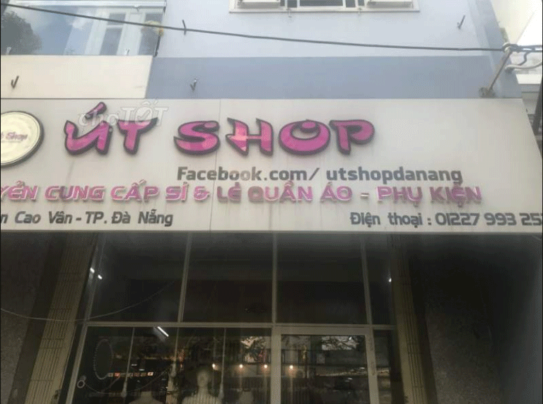 Sang nhượng shop thời trang Nữ mặt tiền.