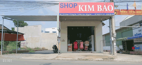 Cần sang hết tất cả lại shop quần áo