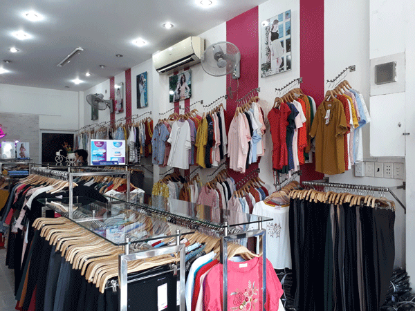 Cần sang lại mặt bằng shop