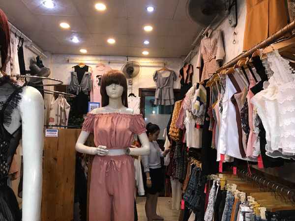 Cần sang toàn bộ Shop thời trang nữ Q. Bình Thạnh