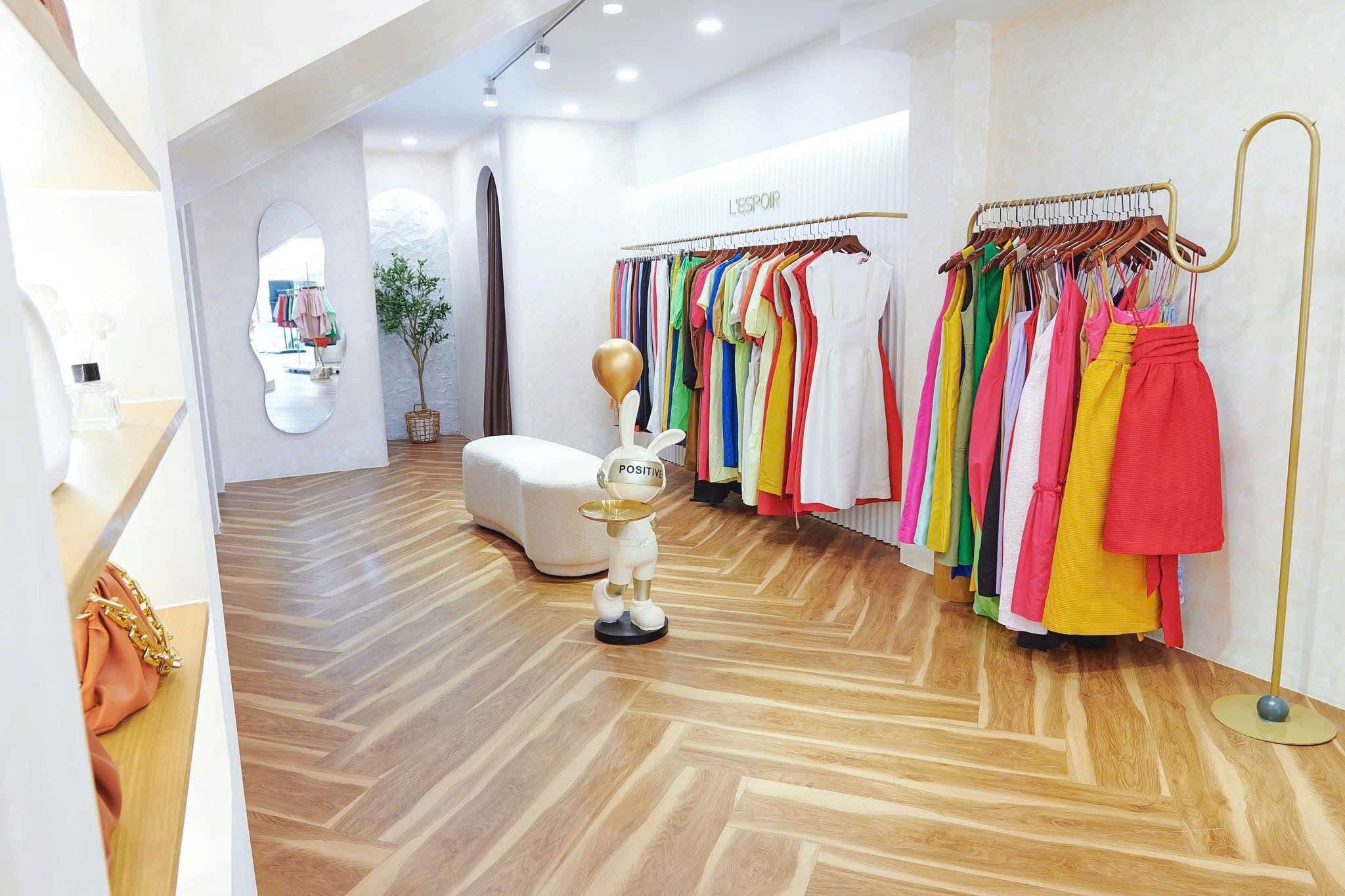 Sang shop thời trang cao cấp tại Đặng Văn Ngữ Phú Nhuận