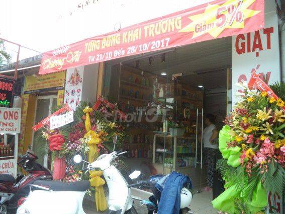 Cần sang shop mỹ phẩm kết hợp giặt sấy