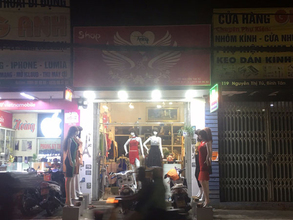 Cần tiền mua nhà nên Sang gấp shop thời trang nữ