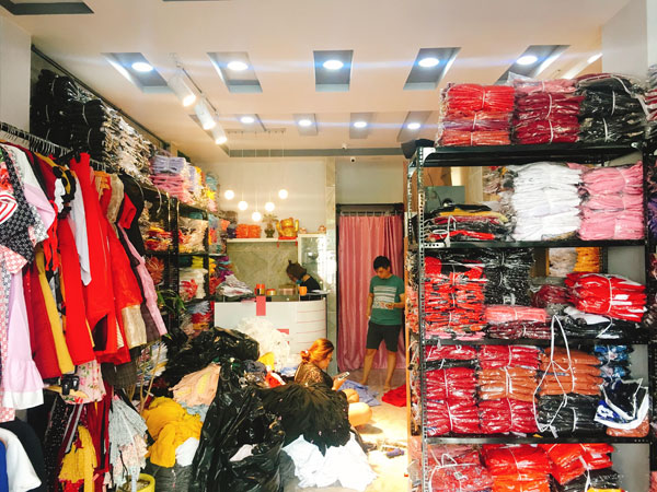 Sang gấp mặt bằng shop Decor mới quận Tân Phú