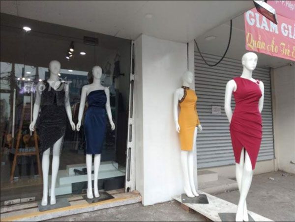 Cần sang gấp shop thời trang nữ quận 9