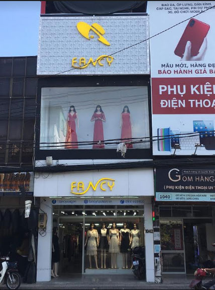 Sang shop thời trang nữ 1042 CMT8, P.4, Tân Bình