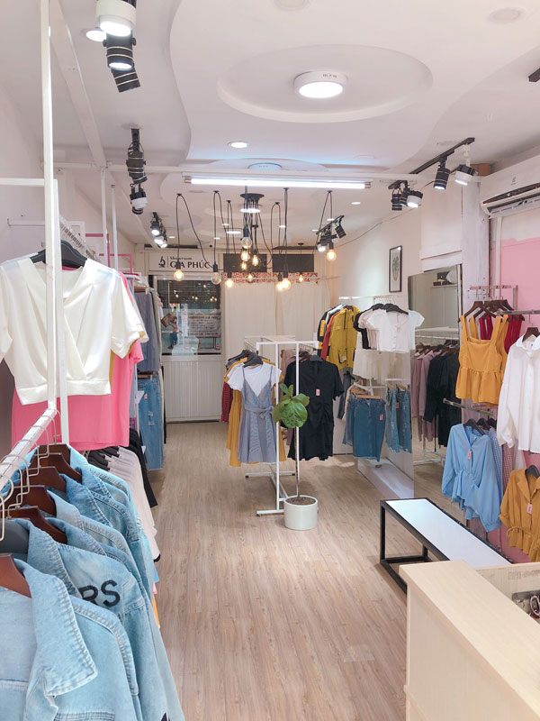 Cần Sang Shop Thời Trang Mặt tiền Phan Đình Phùng.