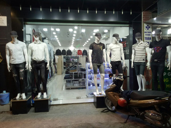 Cần sang Shop Thời Trang Nam. Mặt tiền đường Nguyễn Ảnh Thủ, quận 12