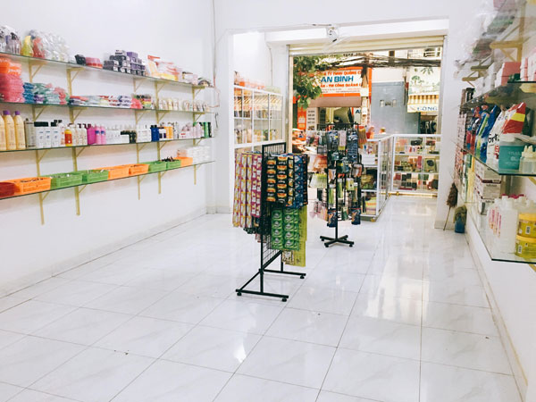 Sang gấp Shop mỹ phẩm và phụ liệu tóc Quận Tân Phú