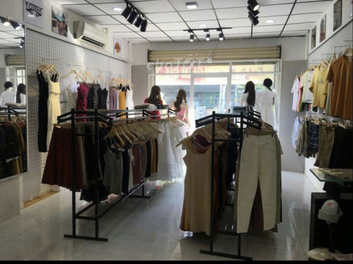 Sang shop thời trang nữ măt tiền đường Đặng Văn Bi, quận Thủ Đức