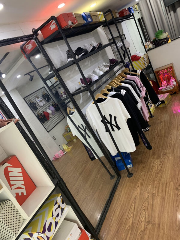 Cần sang lại toàn bộ mặt bằng Shop  Lê Văn Sỹ