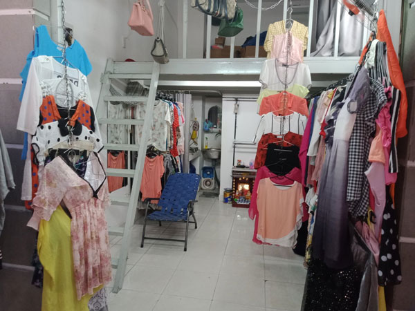 Cần sang nhượng shop thời trang trong chợ căn cứ 26