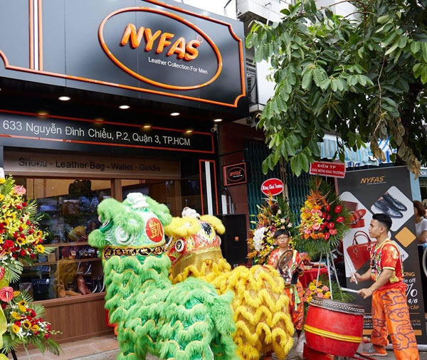 Sang shop chuyên bán túi xách, giày da, thắt lưng, bóp ví