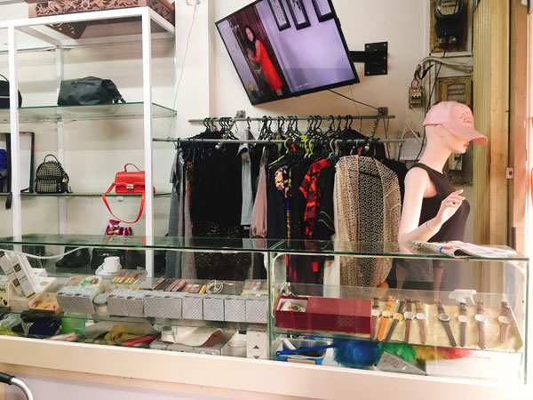 Cần sang gấp Shop hoặc mặt bằng Shop