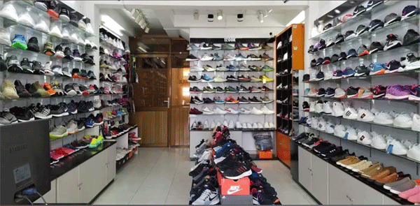 Sang shop giày thể thao Quận Bình Thạnh