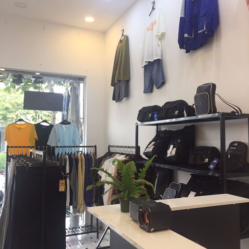 Sang nhượng Mặt bằng Shop vào là kinh doanh ngay