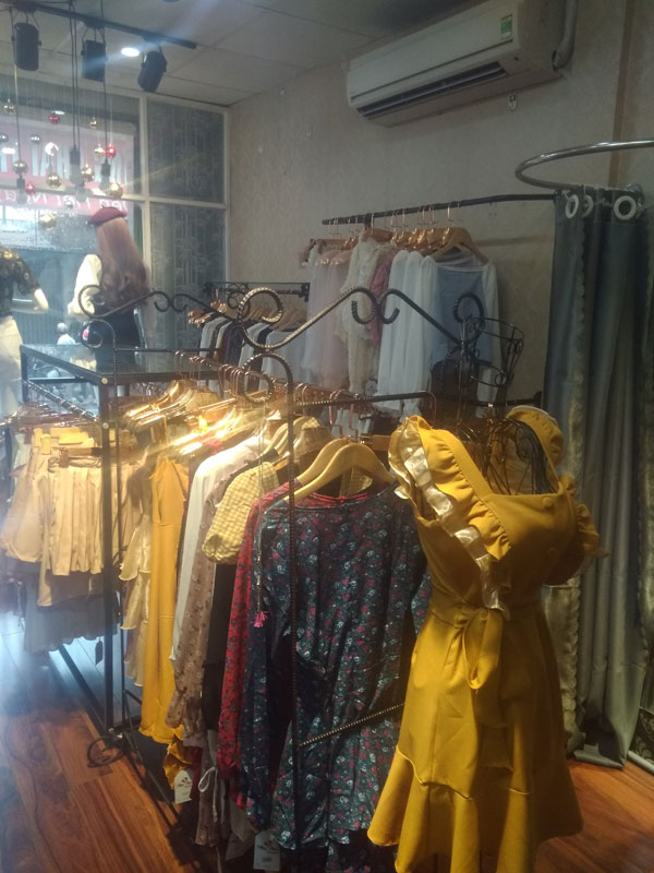 Sang shop thời trang 181 Tân Kỳ Tân Quý, Tân Phú