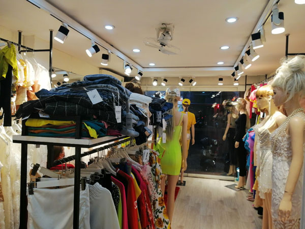 Sang Shop trên con đường chuyên kinh doanh thời trang