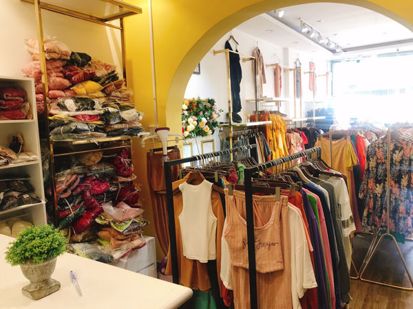 Cần sang shop kím tiền đi đẻ