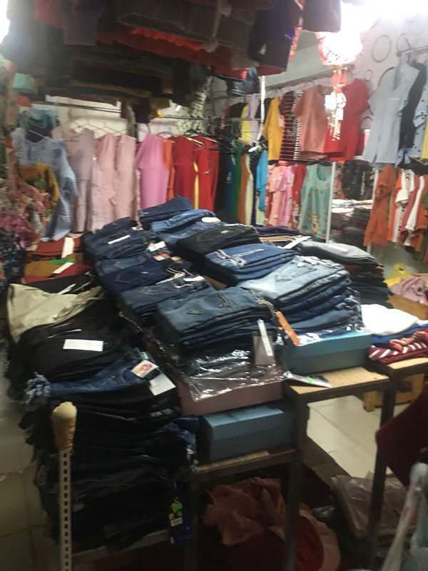 Sang nhượng lại mặt bằng sạp đang kinh doanh shop