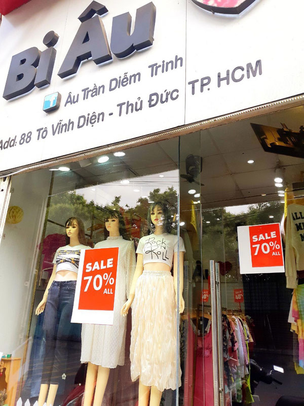 Cần sang gấp lại shop thời trang