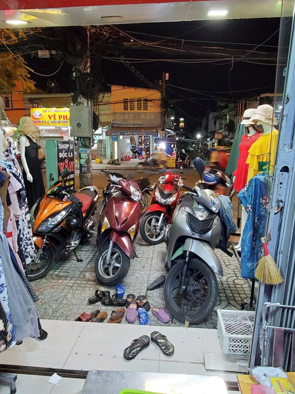 Sang Shop 893 Phạm Thể Hiển, P.4, Quân 8