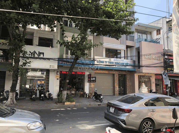 Cần sang shop thời trang mặt bằng 8,5 triệu/tháng