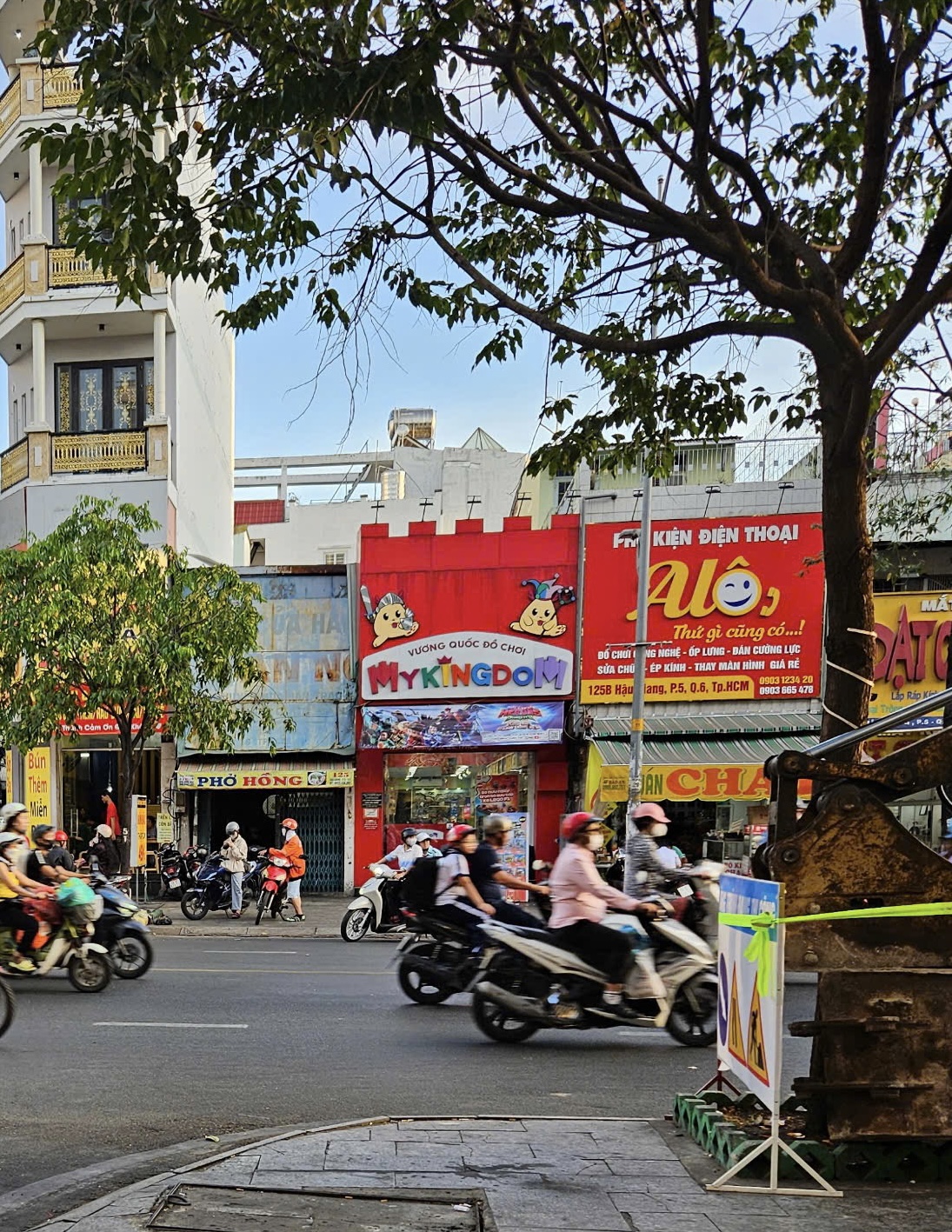 Sang nhượng Shop Thời Trang tại 92E Hậu Giang, P6, Quận 6