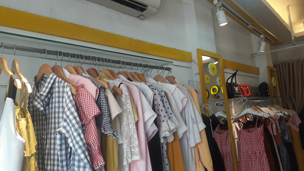 Sang MB kinh doanh shop thời trang Quận 10