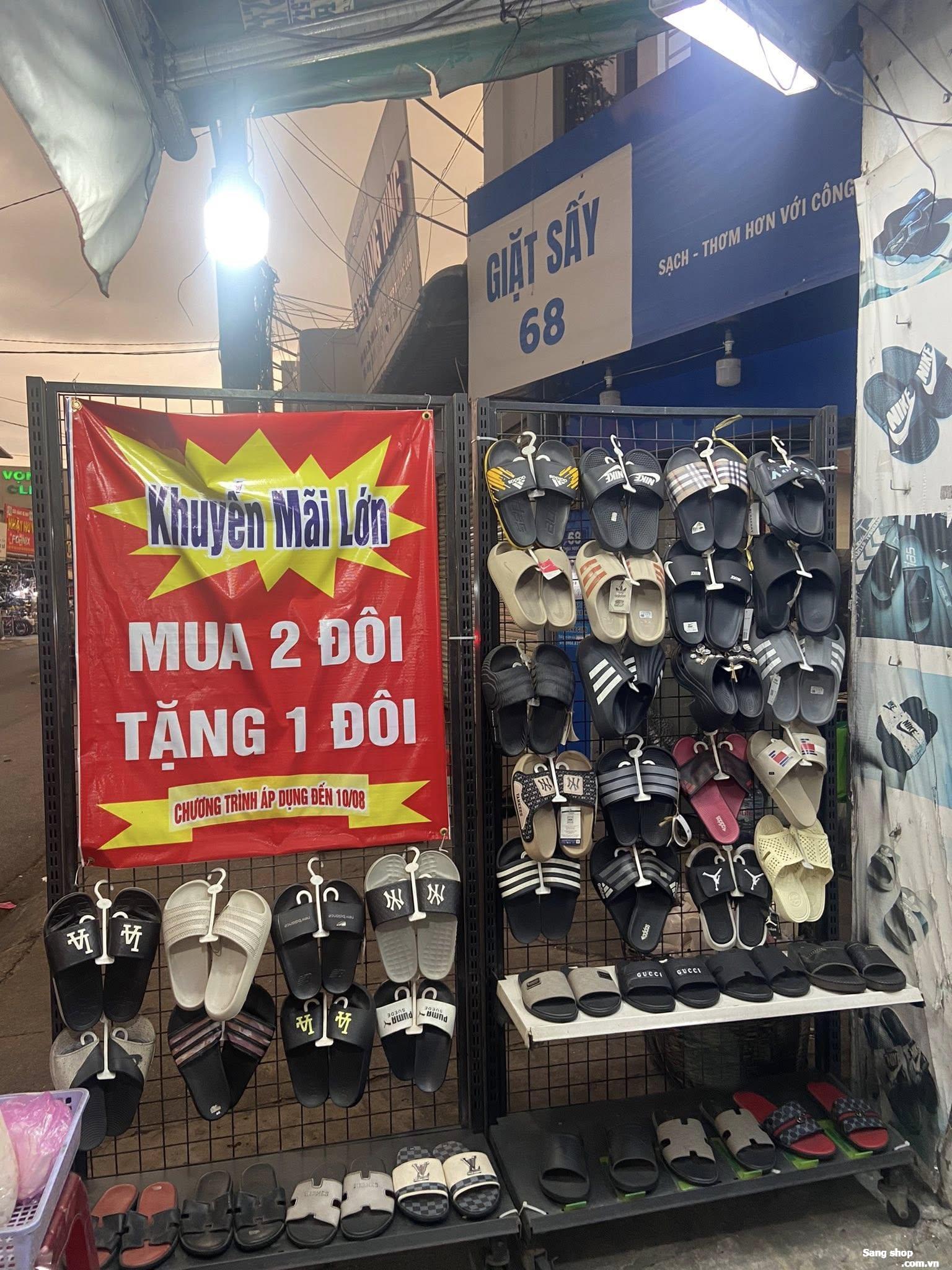 CẦN SANG NHƯỢNG CỬA HÀNG DÉP THỜI TRANG TẠI 66 THOẠI NGỌC HẦU TAN PHÚ