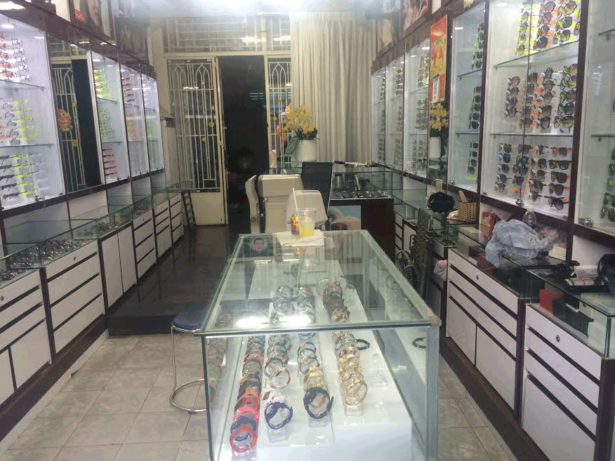 Sang Cửa hàng Tiệm Mắt Kính Đồng Hồ