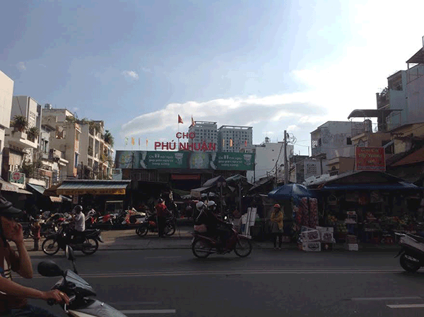 Sang gấp mặt bằng shop quận Phú Nhuận