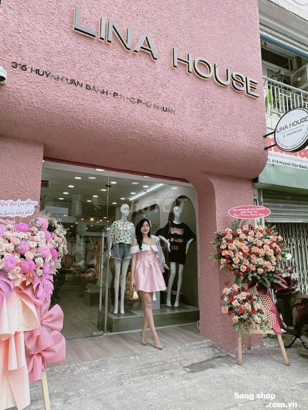 Sang gấp shop thời trang Huỳnh Văn Bánh mới 99% , chính chủ