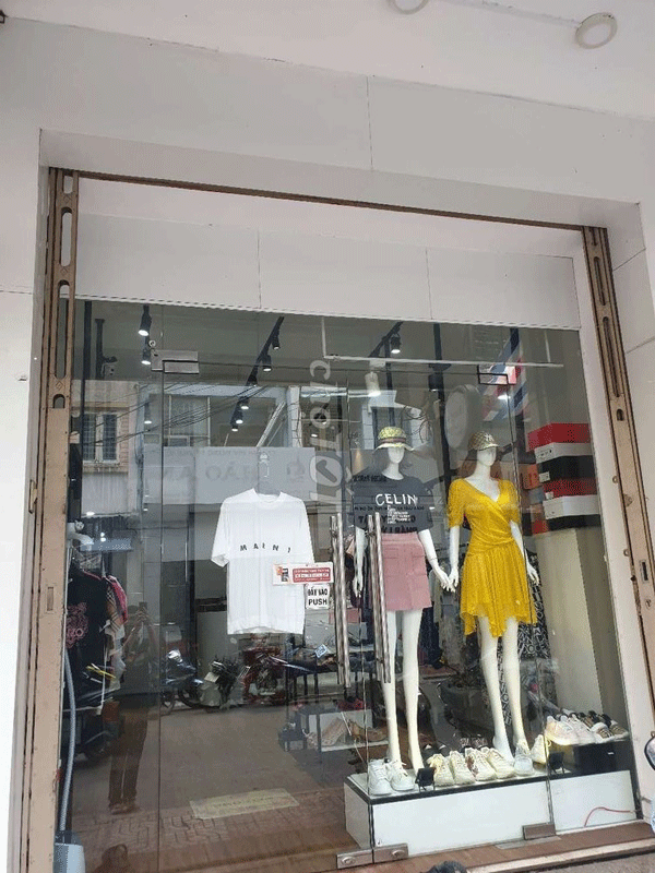Sang shop thời trang đường cmt8, quận 10