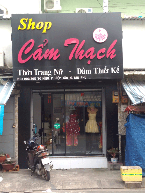 Sang shop thời trang Nữ Mặt tiền Hoàng Thiều Hoa, Hiệp Tân, Quận Tân Phú.