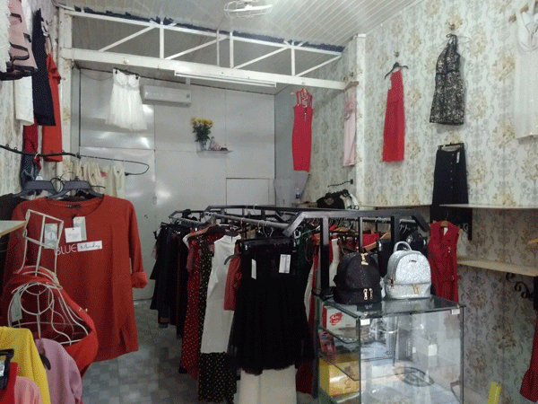 Sang shop thời trang Nữ Mặt tiền Số 9 Võ Thành Long