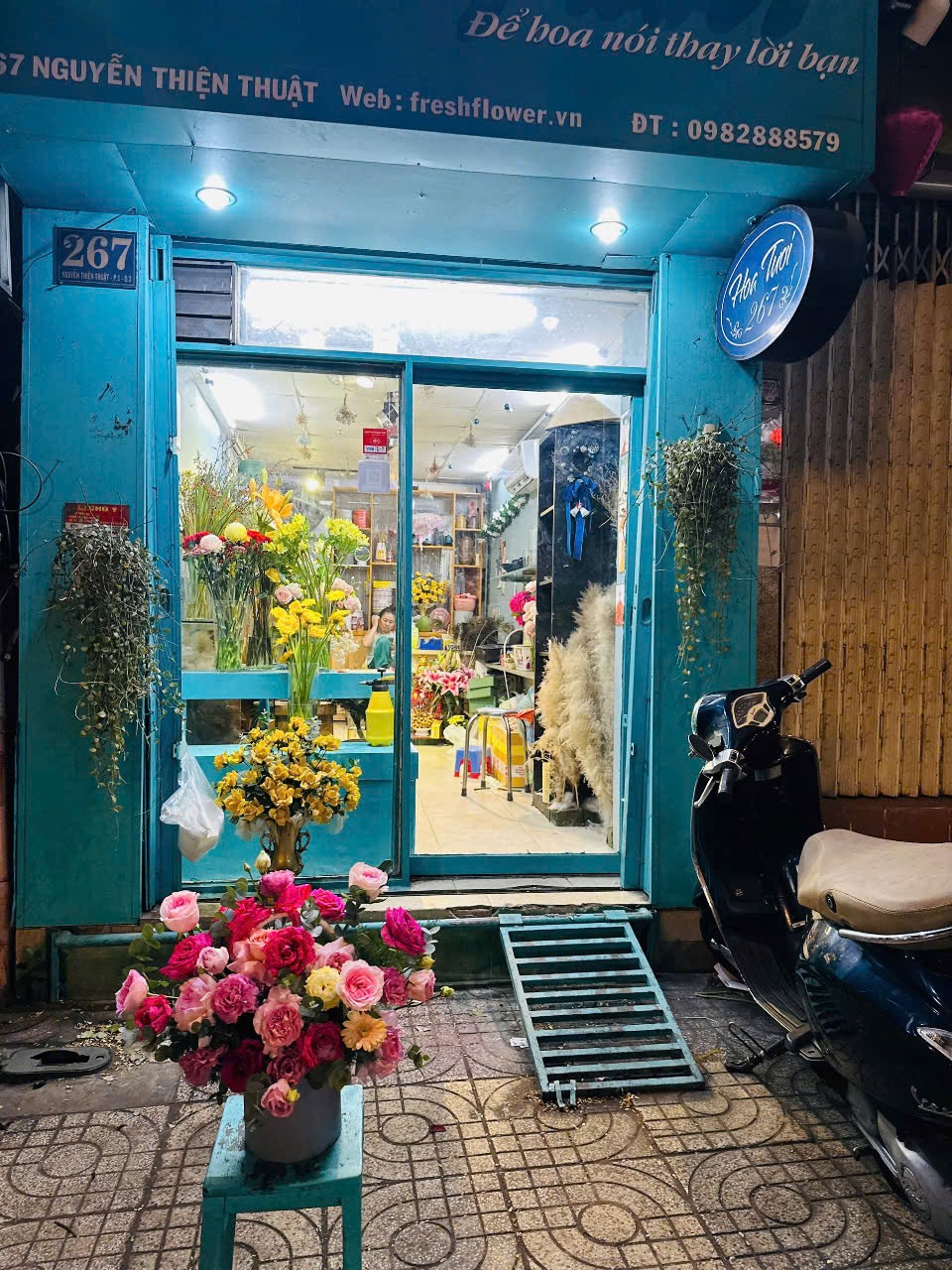 Sang lại shop hoa tại Nguyễn Thiện Thuật Quận 3.