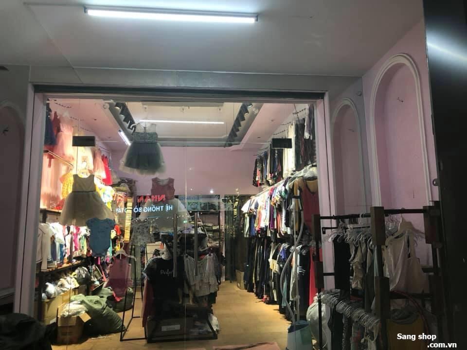 Cần sang  lại shop vị trí đẹp, rất đông khách