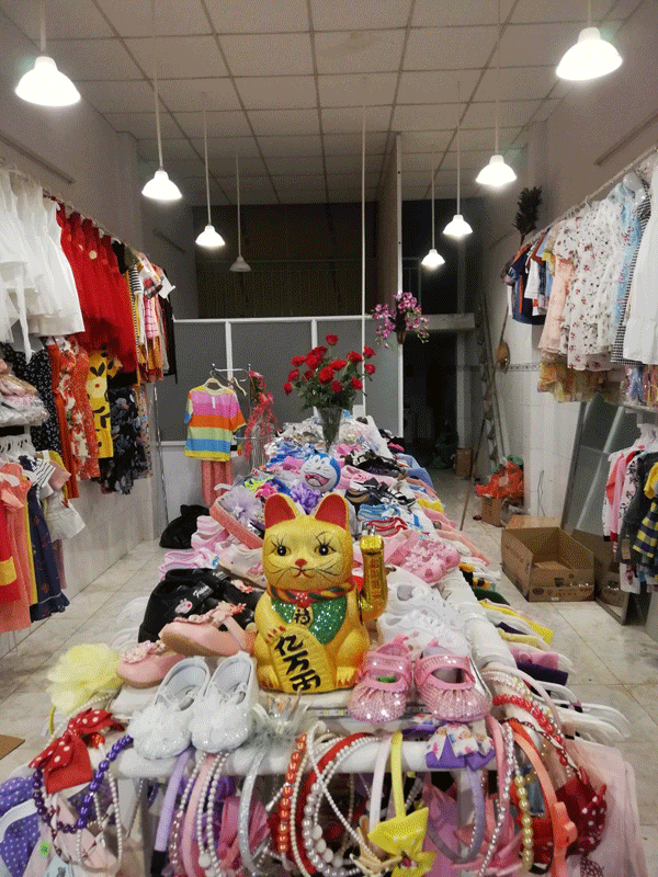 Cần sang gấp shop thời trang mẹ và bé