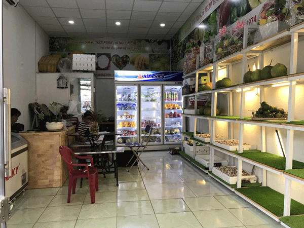 Cần sang gấp shop trái cây mặt tiền đường Lê Văn Sỹ