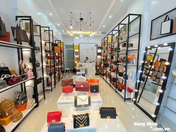 Cần sang lại Shop hoạt động gần 3 năm