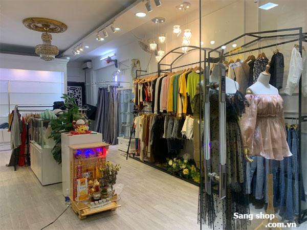 Cần sang lại toàn bộ mặt bằng và nội thất Shop