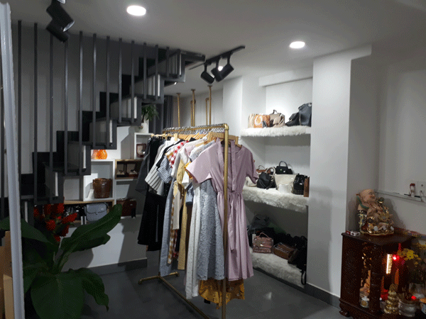 Sang lại Trang Thiết bị Shop Quận 1