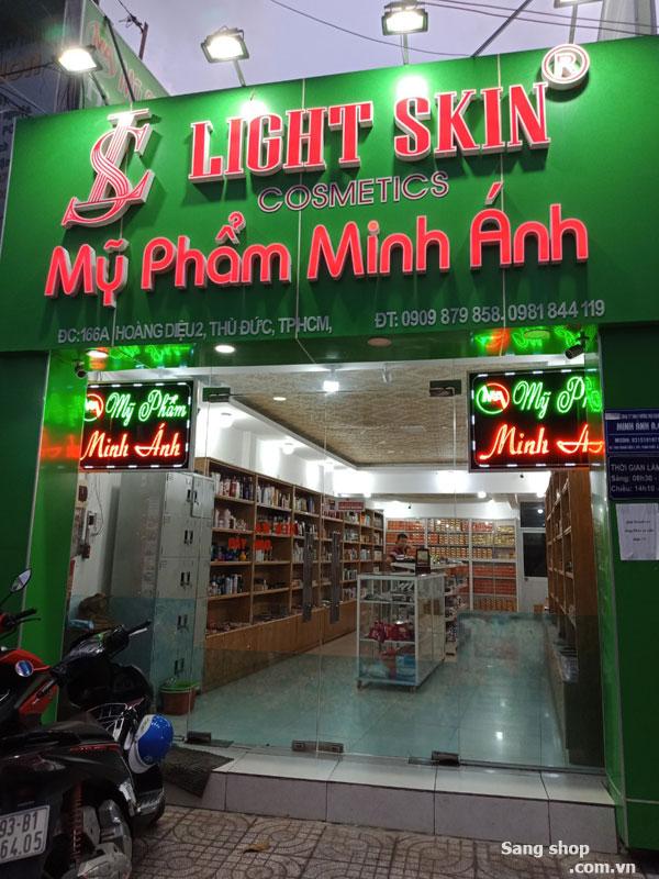 Cần sang nhượng  MB kinh doanh shop mỹ phẩm