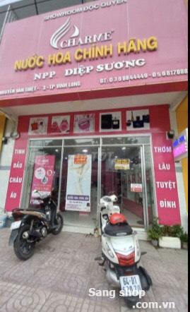 Cần sang nhượng gấp lại shop đang kinh doanh ổn định