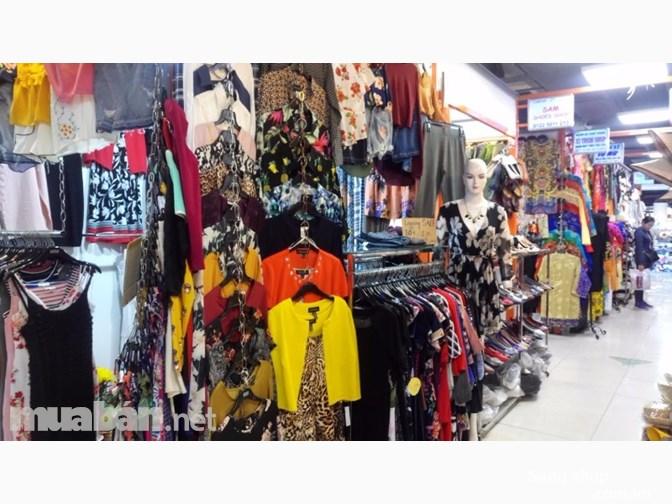 Cần sang nhựơng lại shop (kiot) tại TTTM Taka Plaza 3