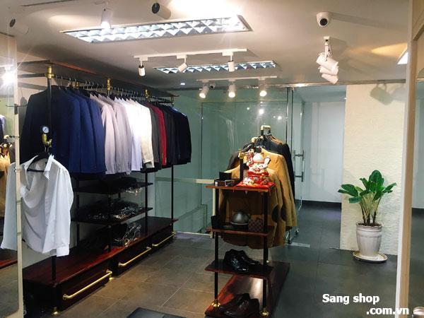 Cần Sang NHượng Shop Quần Áo decor mới