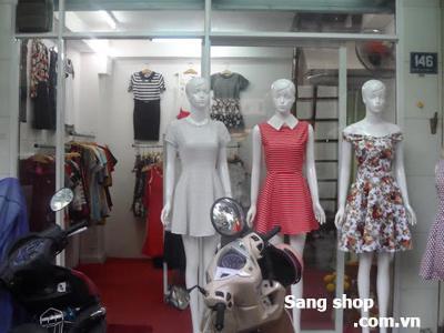 Cần sang Shop đường Nguyễn Thái Bình quận Tân Bình