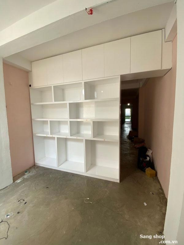 Cho thuê Shop 33m2 MT đường Trần Quang Diệu, Q.3