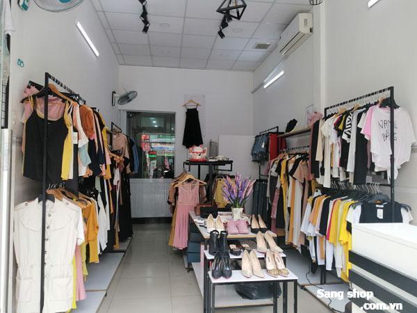 Mình cần sang lại shop thời trang nữ